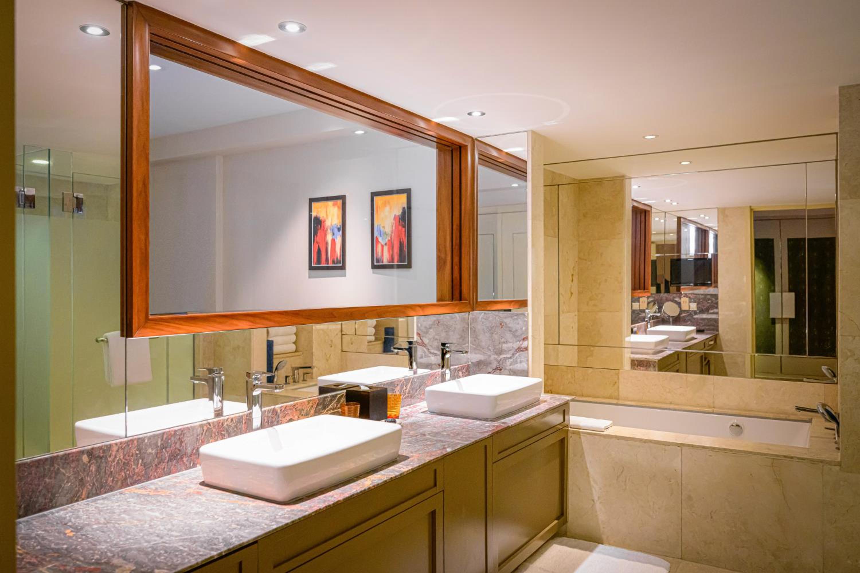 resorts world sentosa equarius hotel
