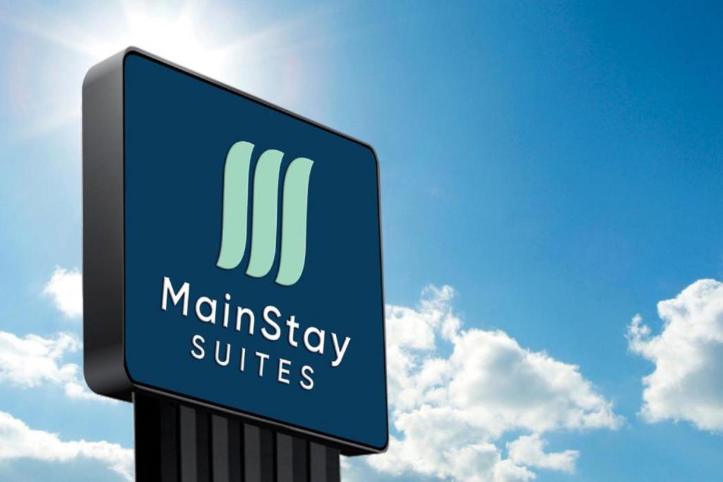 mainstay suites lansing west