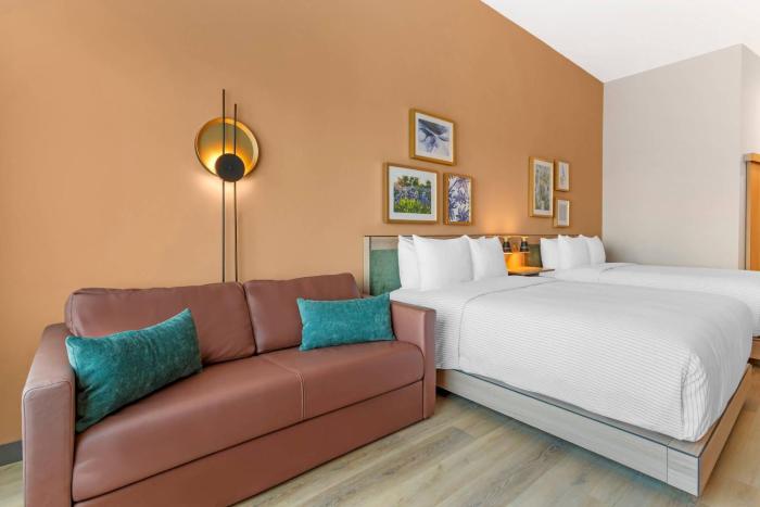 cambria hotel euless dfw airport south