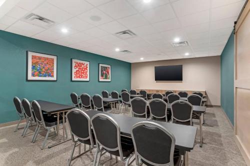 cambria hotel euless dfw airport south