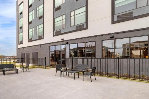 cambria hotel euless dfw airport south