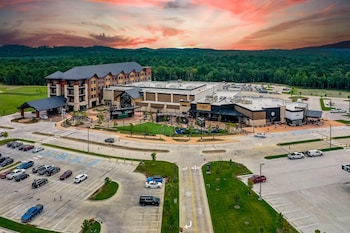 Choctaw Landing,,3 star