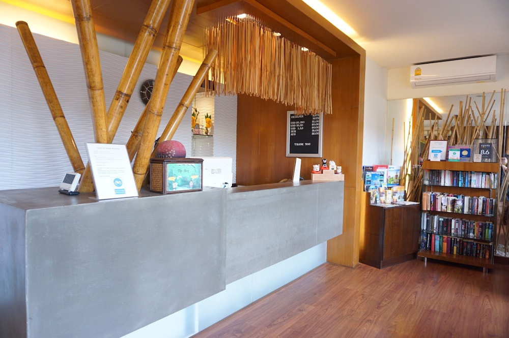 karon boutique