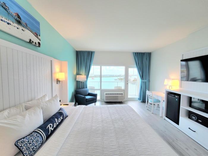 the chart house marina hotel