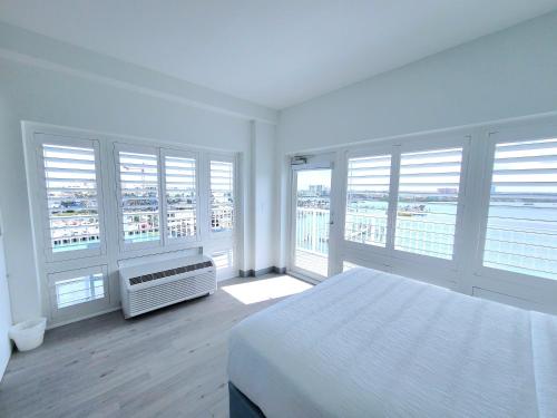 the chart house marina hotel