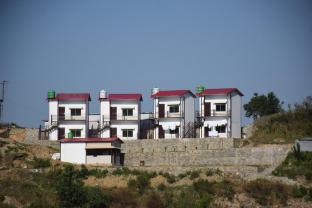 tathastu resort tehri