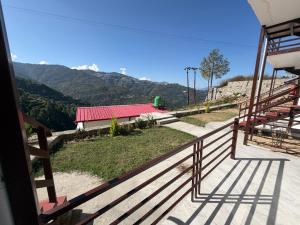tathastu resort tehri