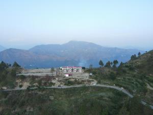tathastu resort tehri