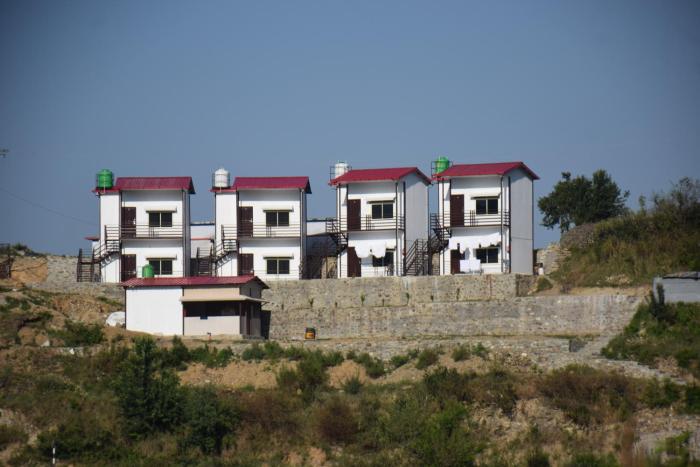 tathastu resort tehri