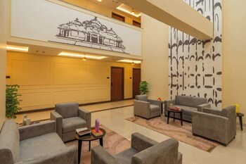 the hosteller bam jaipur hawa mahal