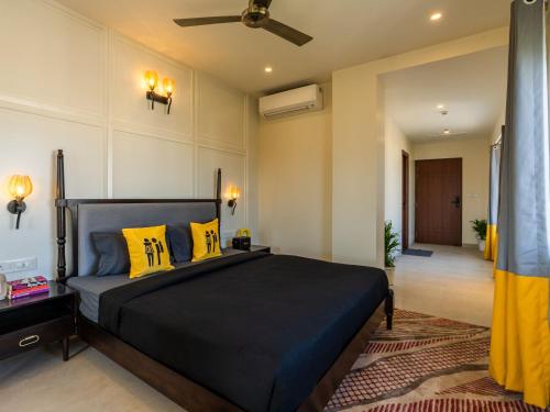 the hosteller bam jaipur hawa mahal