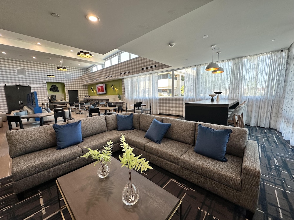best western plus rialto