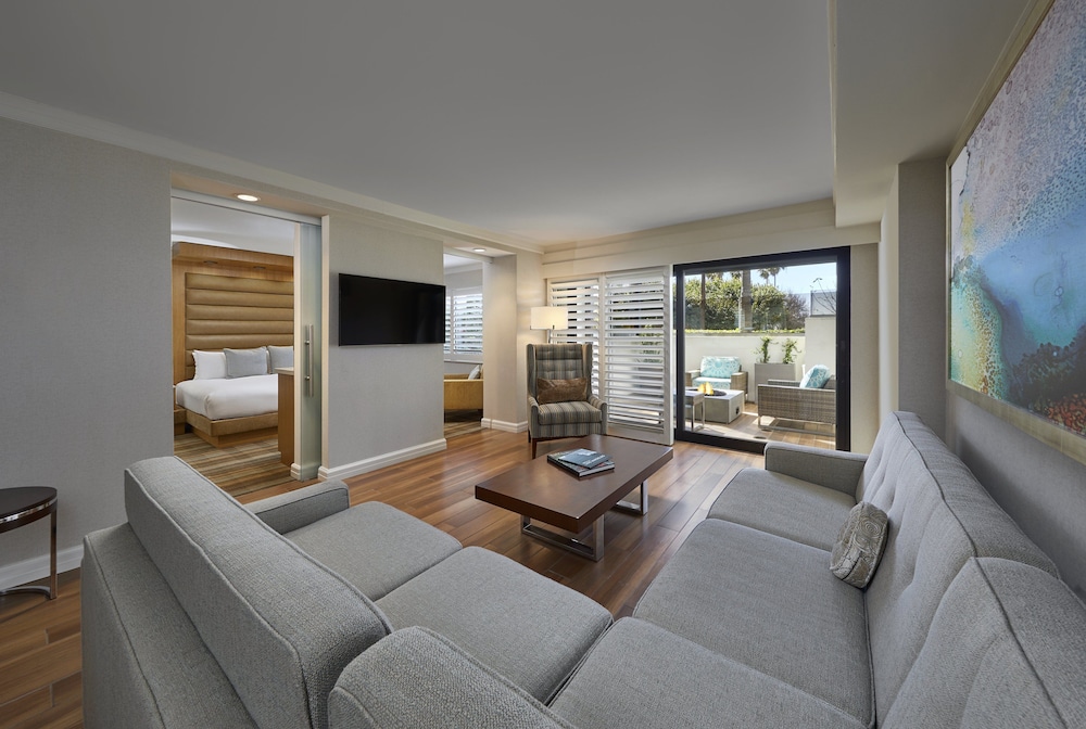 regent santa monica beach