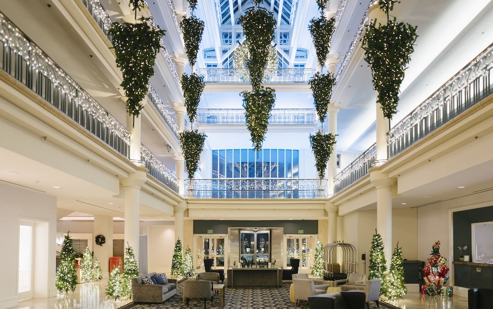 regent santa monica beach