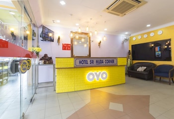 oyo 882 hotel sri muda corner sdn bhd