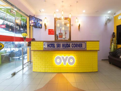 oyo 882 hotel sri muda corner sdn bhd