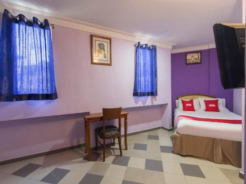 oyo 882 hotel sri muda corner sdn bhd
