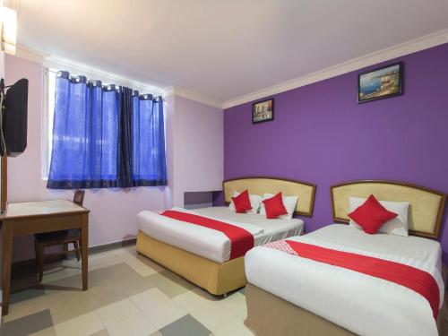 oyo 882 hotel sri muda corner sdn bhd