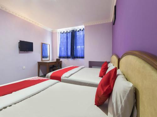 oyo 882 hotel sri muda corner sdn bhd