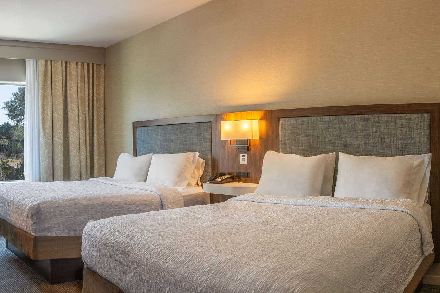 hampton inn and suites boerne