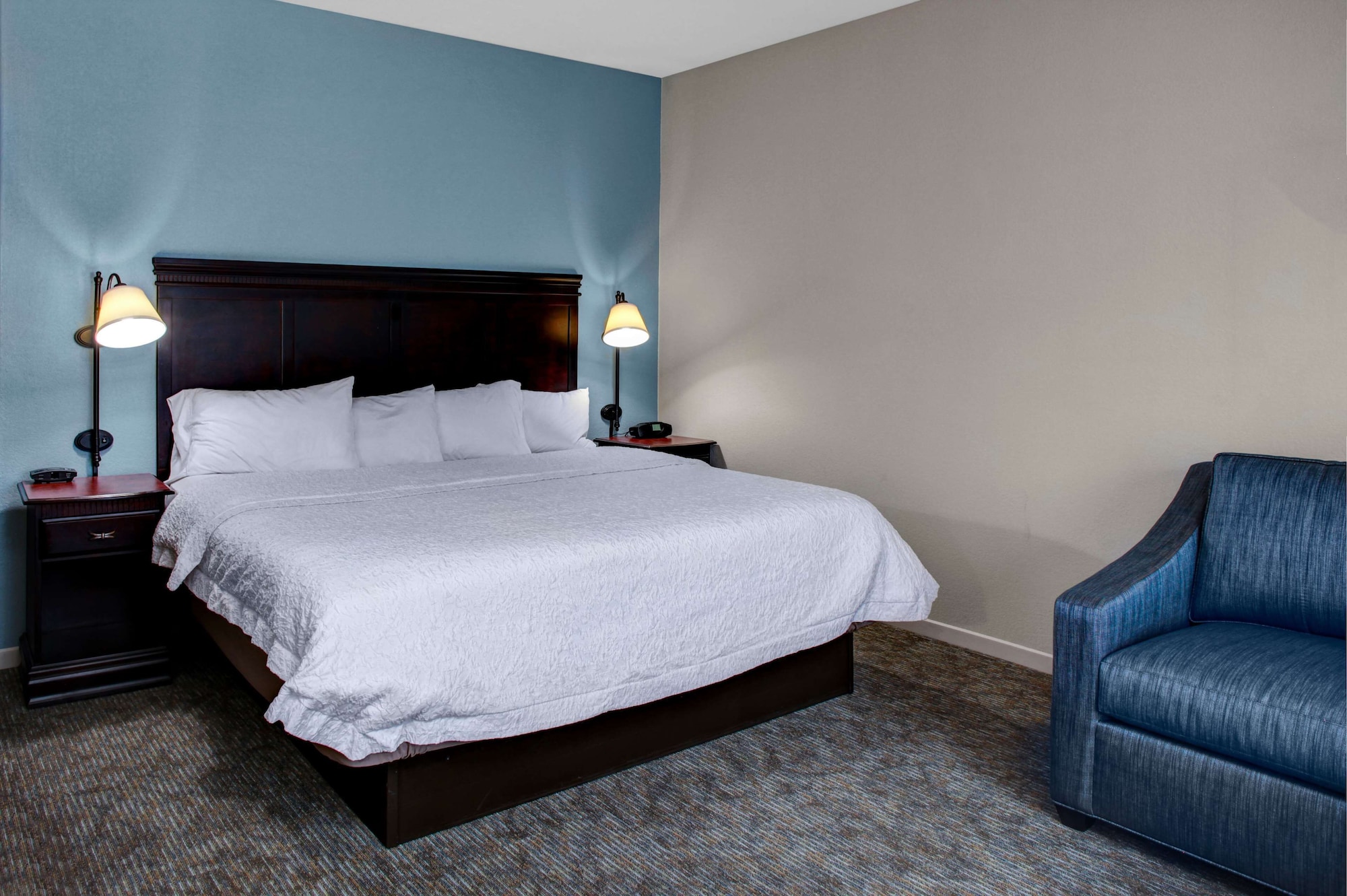 hampton inn and suites boerne