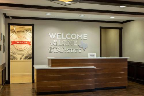 hampton inn and suites boerne