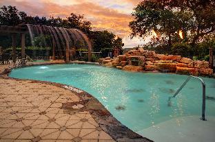 hampton inn and suites boerne