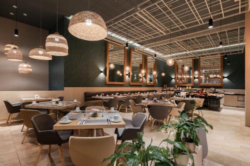holiday inn bogota airport by ihg