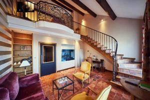 Hotel-Img