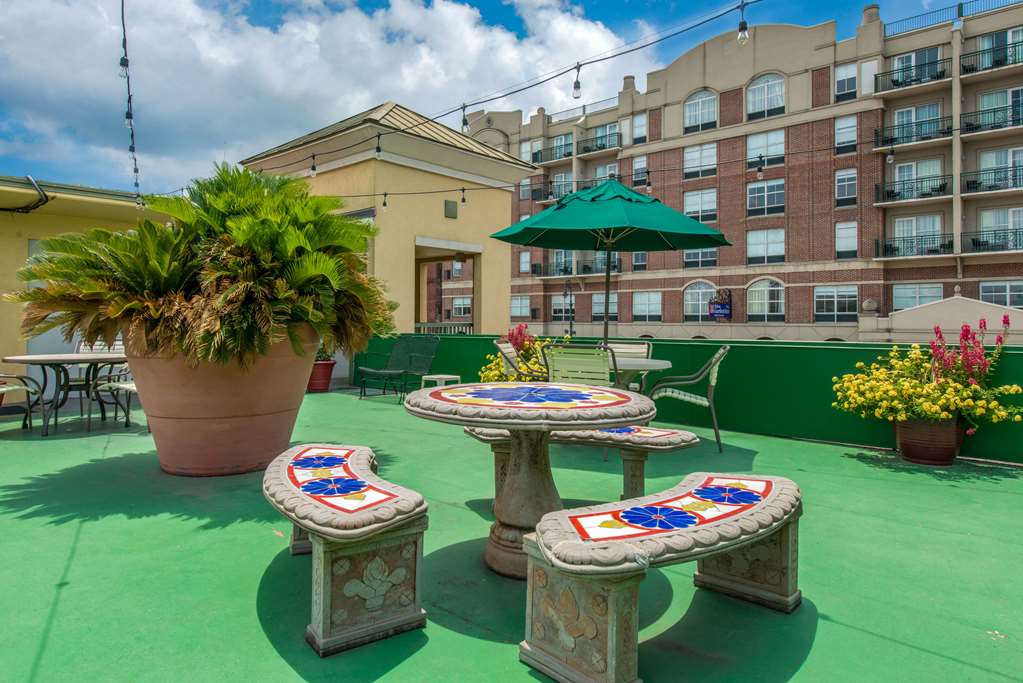 quality inn savannah historic district