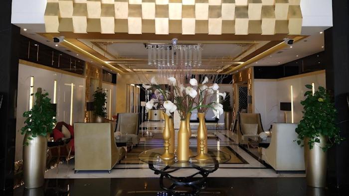 damac maison mall street