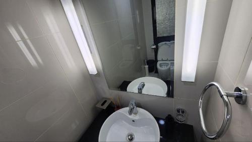 damac maison mall street