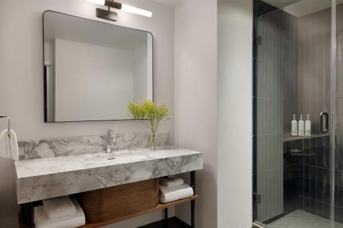 kimpton hotel monaco seattle by ihg