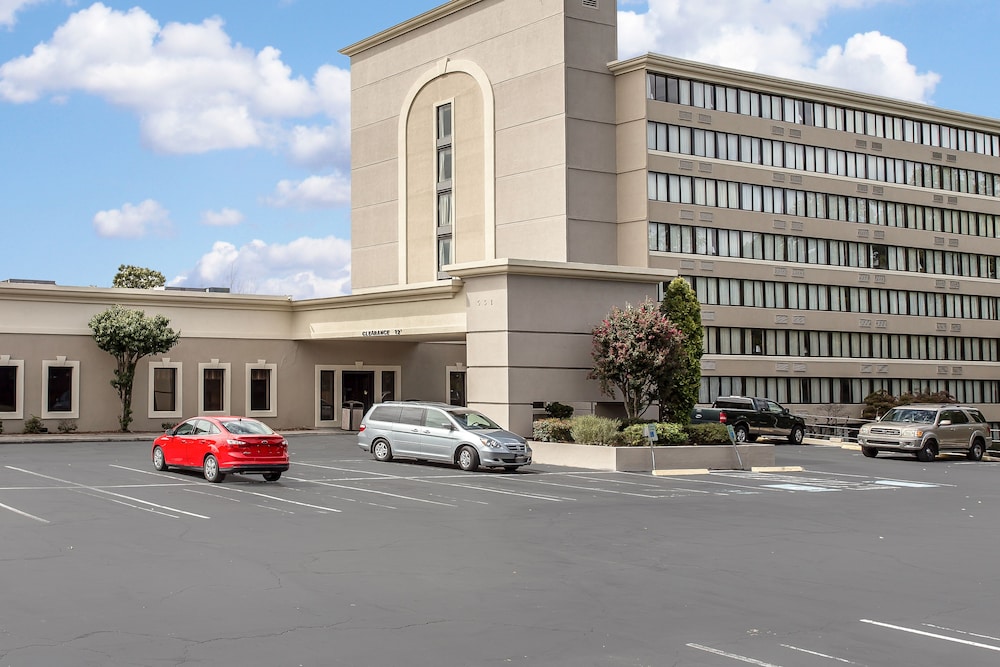 hotel winston salem nc