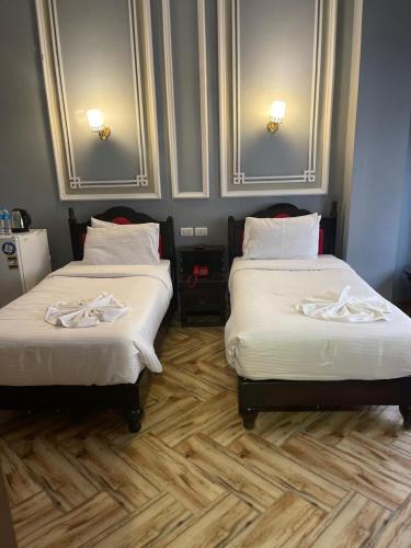 cosmopolitan hotel