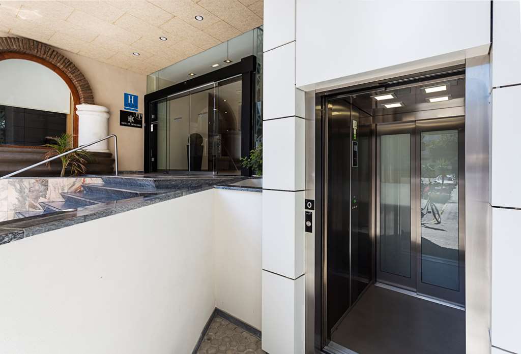 catalonia giralda hotel