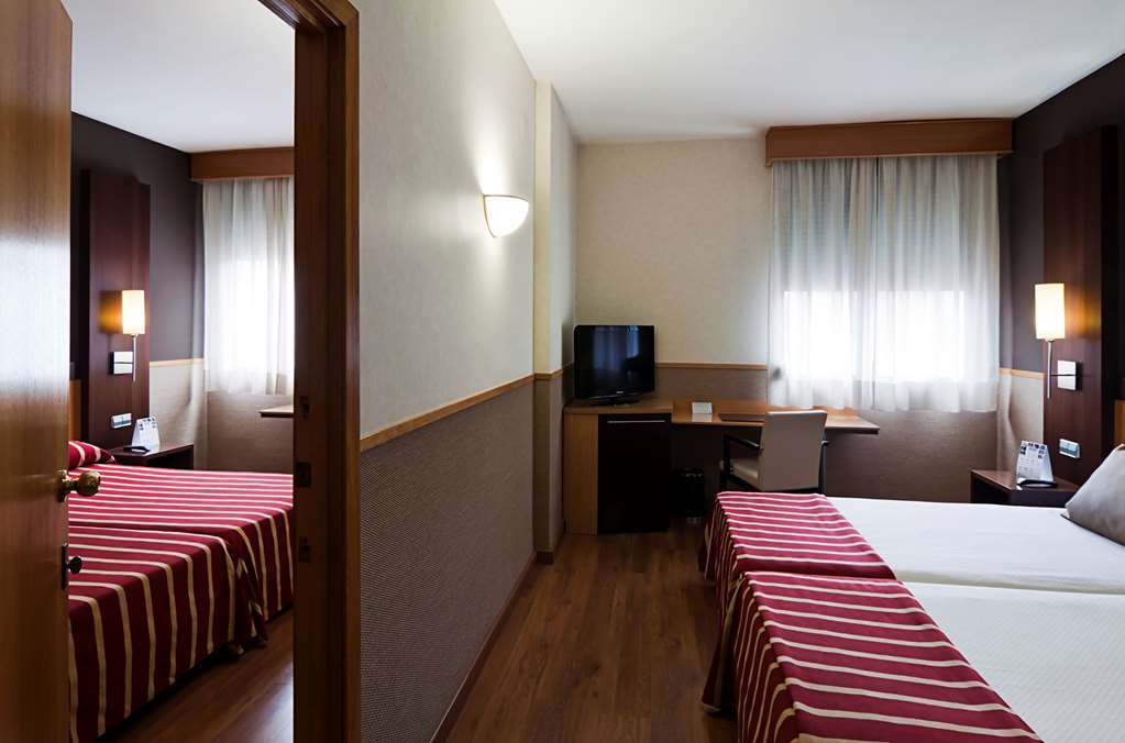 catalonia giralda hotel