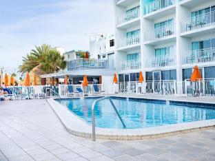 dolphin sands clearwater beach an ascend collection hotel