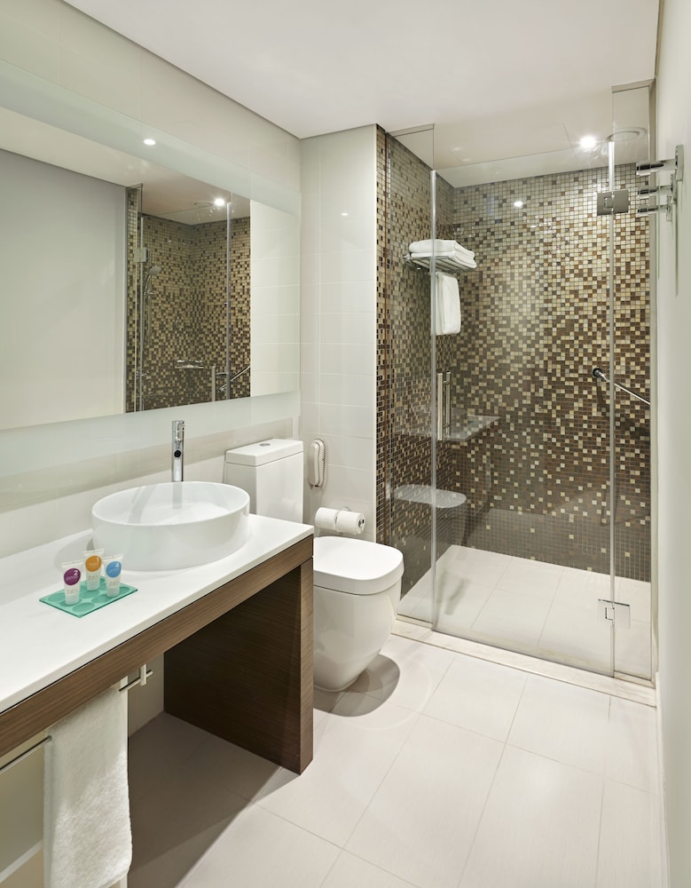 hyatt place dubai al rigga residences