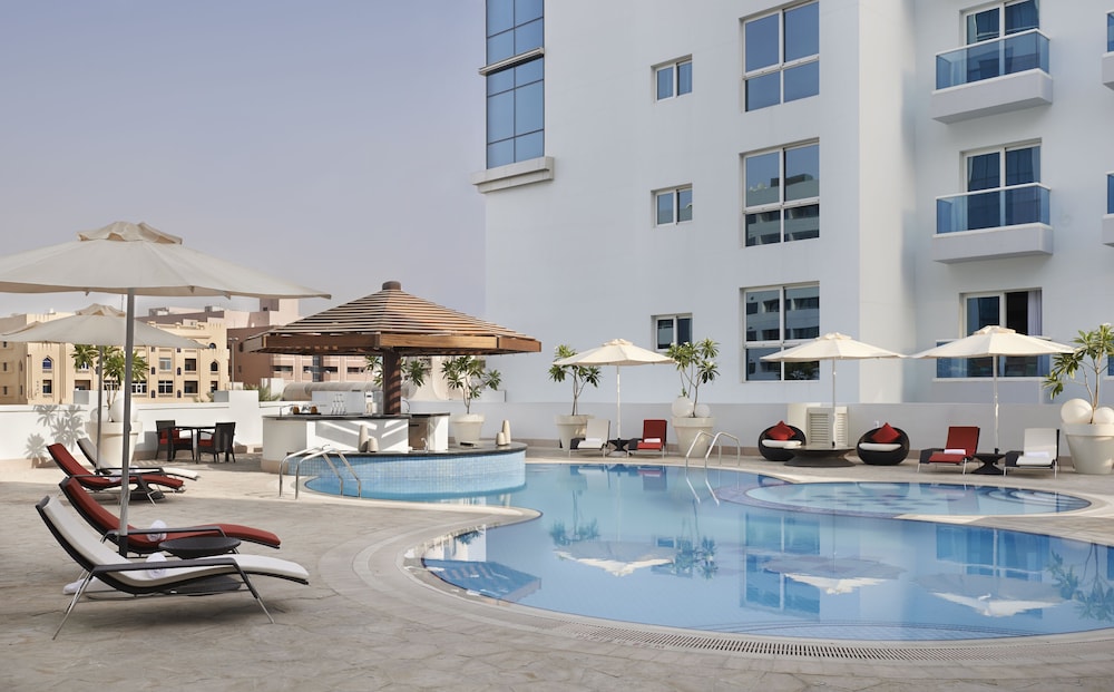 hyatt place dubai al rigga residences