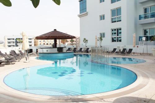 hyatt place dubai al rigga residences