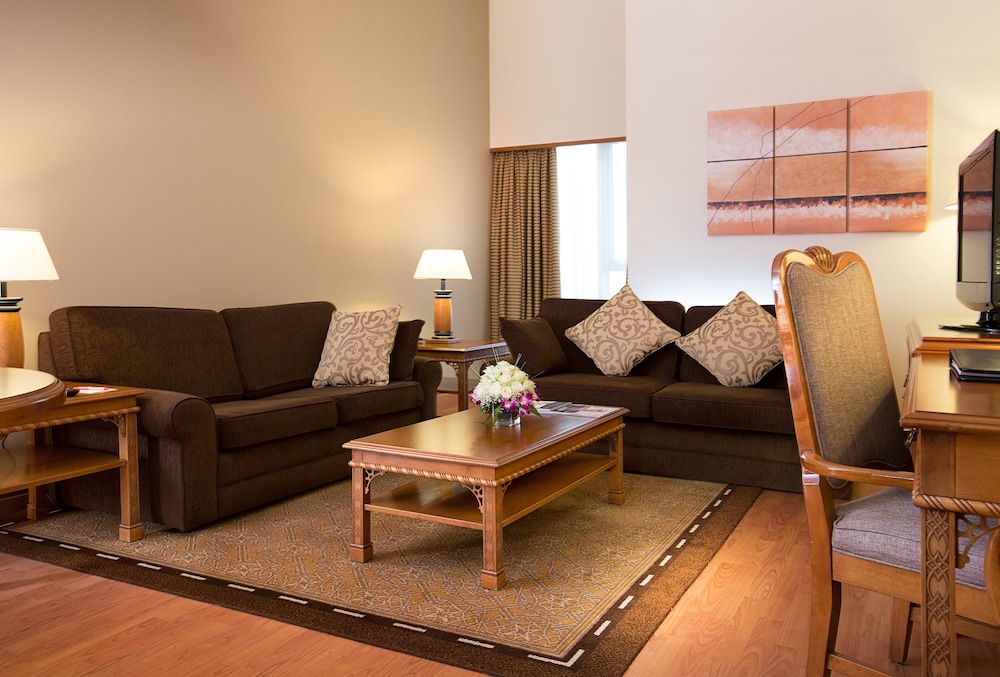 millennium plaza downtown suites