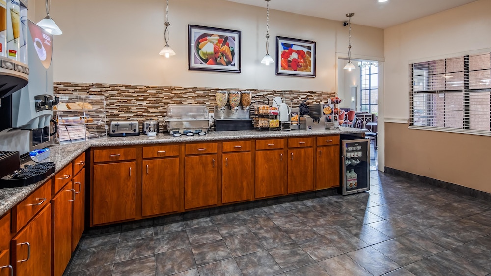 americas best value inn monroe