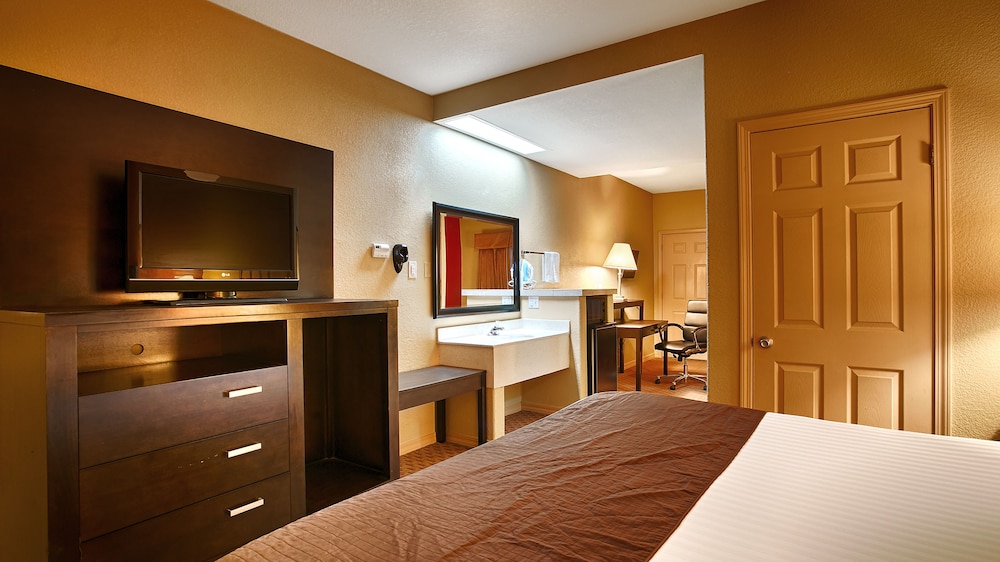 americas best value inn monroe