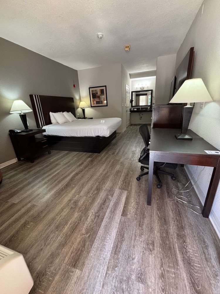 americas best value inn monroe