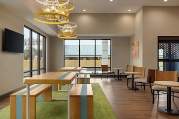 spark by hilton nashville at opryland