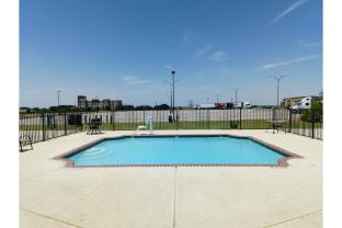 hotel o bien venido pearsall i 35