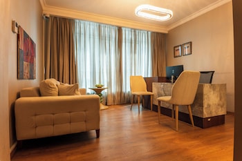 Nile Suites Plaza Apartments,47 Nile Corniche Maadi, Cairo, Egypt,5 star
