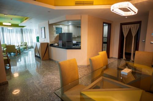 nile suites plaza apartments