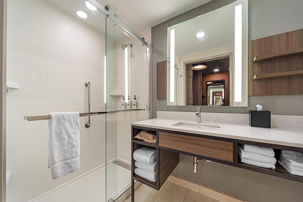 hilton garden inn media